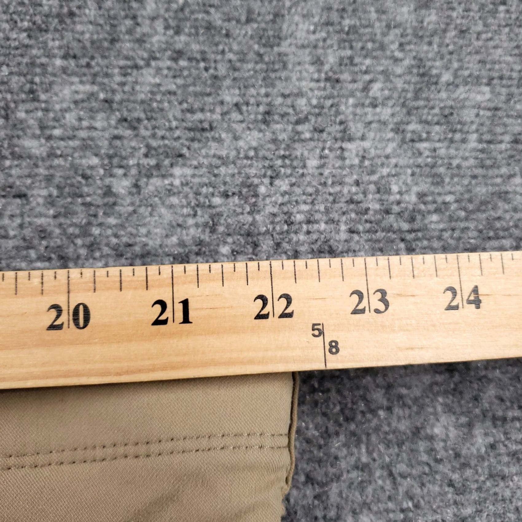 Wrangler Wrangler Shorts Mens 46 Khaki Cargo Zip Pocket Nylon Stretch Hiking Tech Cargo Pocket Outdoor Mens Size US 30 / EU 46 - 7 Thumbnail