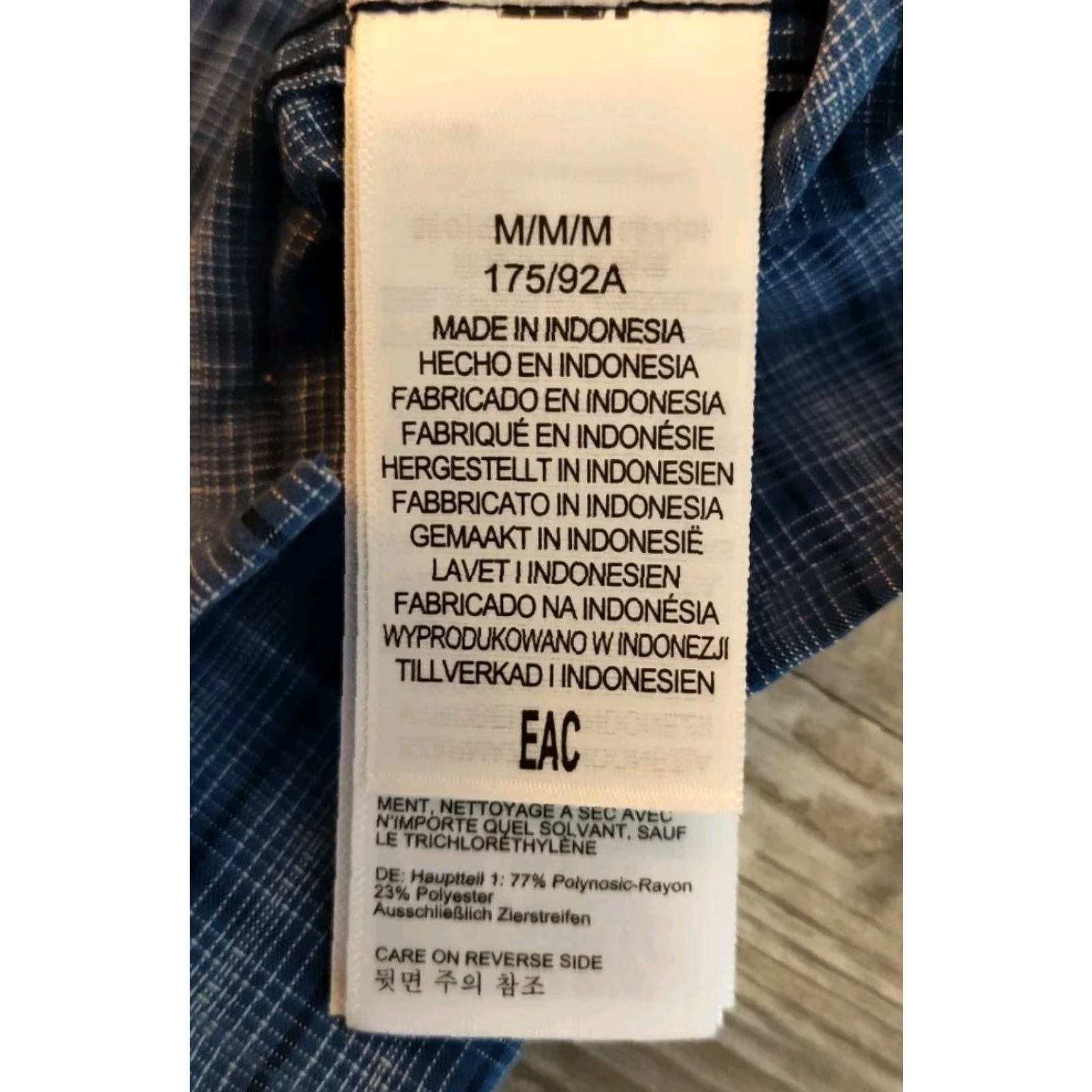 Marmot Marmot Button Up Shirt Plaid Blue M Short Sleeve Rayon Blend EUC Gorpcore Marmot Size US M / EU 48-50 / 2 - 6 Thumbnail
