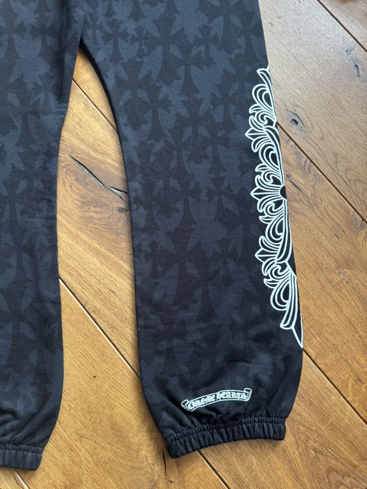 Chrome Hearts LOGO PRINT SWEATPANTS Size US 32 / EU 48 - 14 Thumbnail