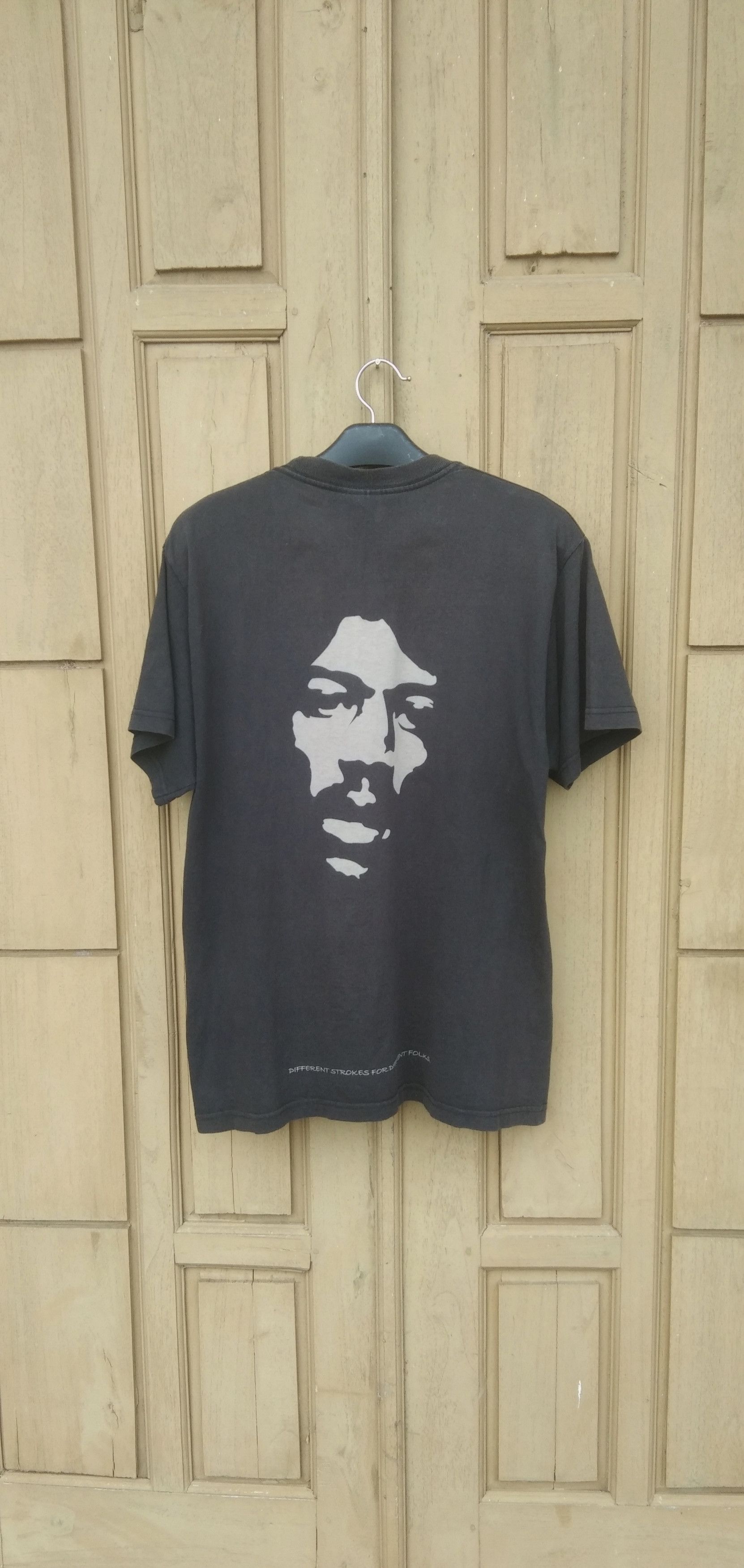 Band Tees Vtg 00s Jimi hendrix tees Size US L / EU 52-54 / 3 - 1 Thumbnail
