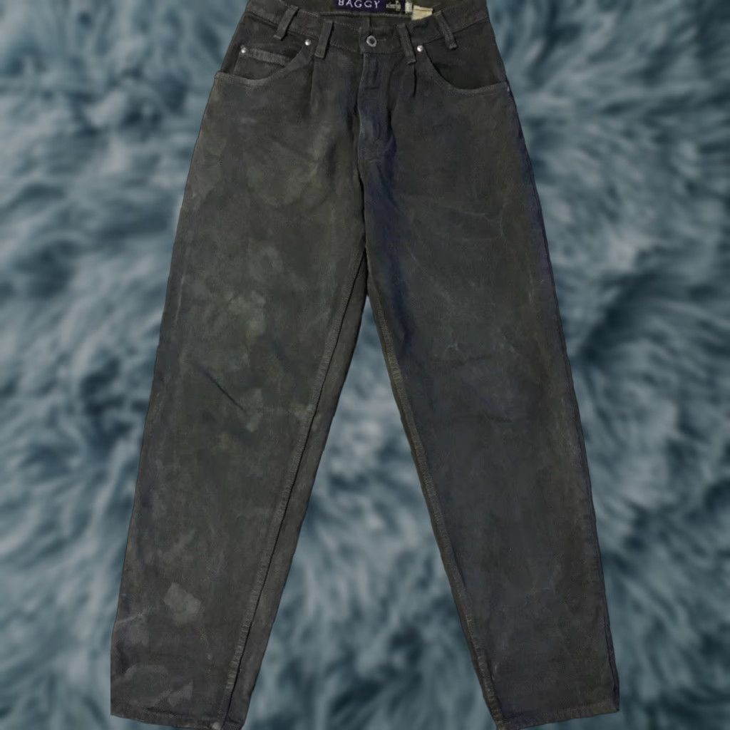 Levi's VINTAGE Levis Silvertab 90s Faded Distress Baggy Jeans 29 USA Grunge Skate Big Boy Size US 29 - 1 Thumbnail