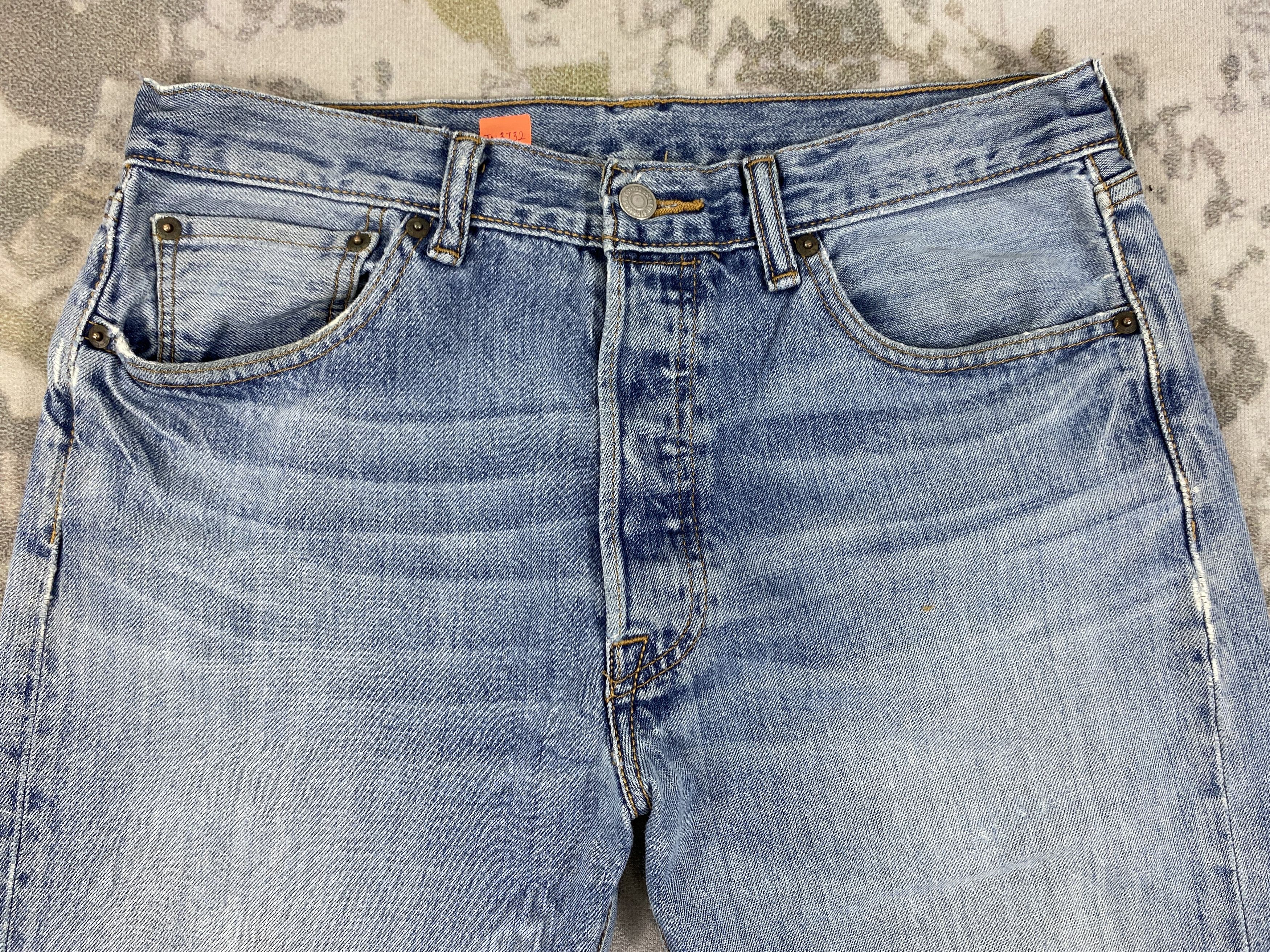 Levi's Faded Blue Vintage Levi's Jeans 33x27 Denim- JN3732 Size US 33 - 3 Thumbnail