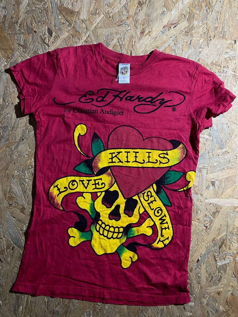 Ed Hardy Vintage Ed Hardy women’s tee big logo size S rare logo Size S / US 4 / IT 40 - 1 Thumbnail