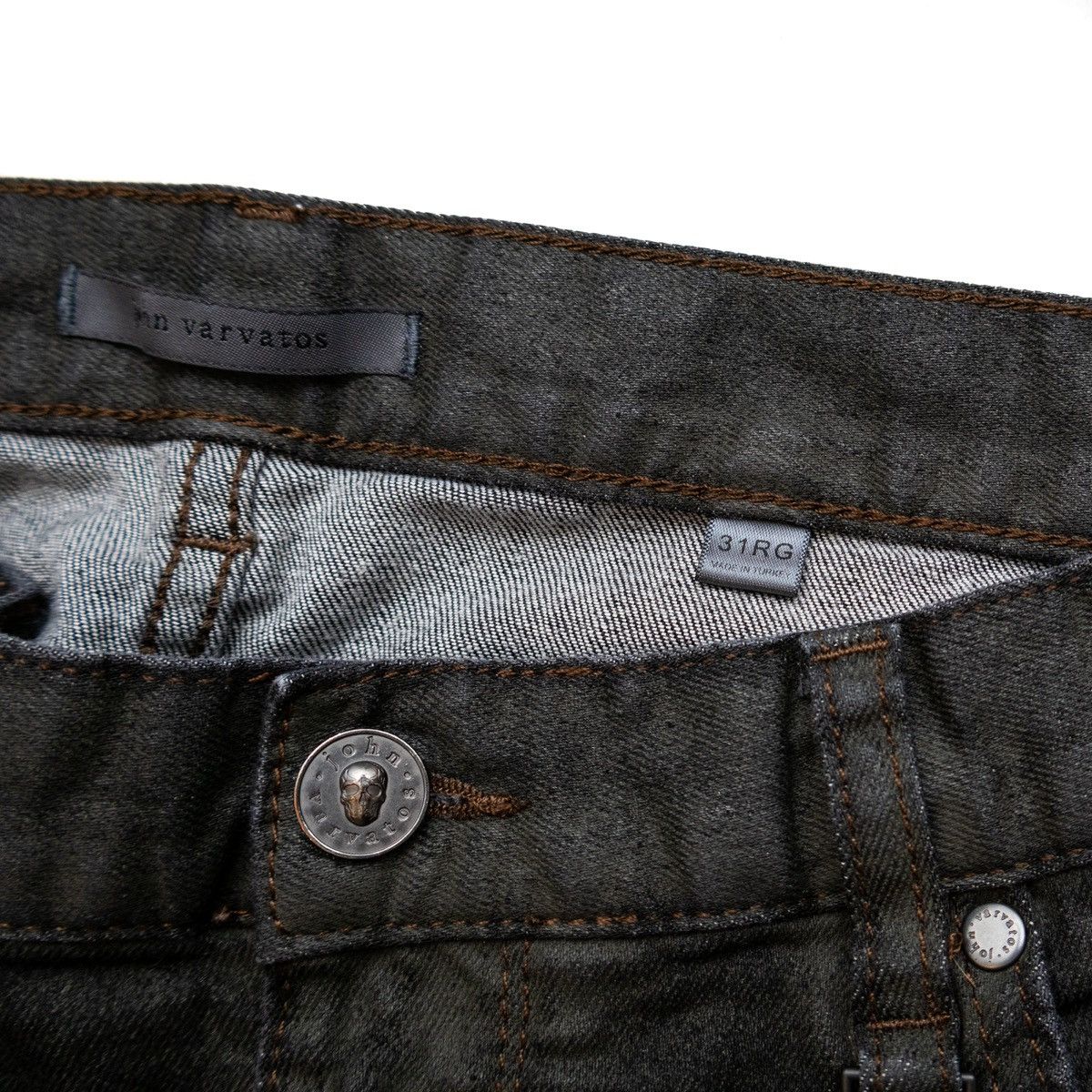 John Varvatos John Varvatos Woodward Jeans 31R Grey Skull Rivet Button Fly Size US 31 - 8 Thumbnail