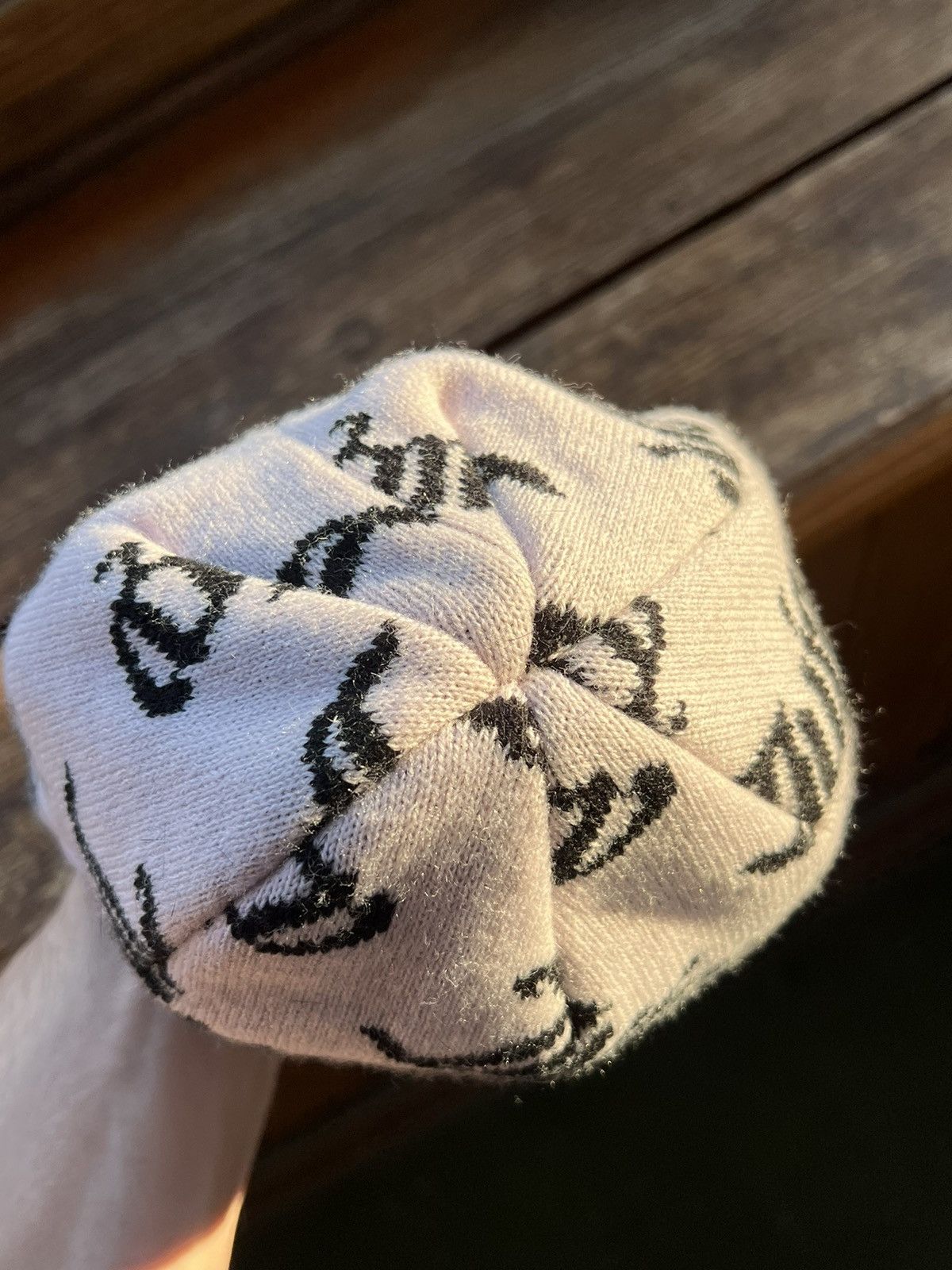 Juicy Couture Jeans Y2K Juicy Couture skull beanie Size ONE SIZE - 10 Thumbnail