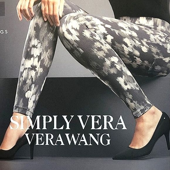 Very Rare Simply Vera Vera Wang Floral Denim Leggings NWOT