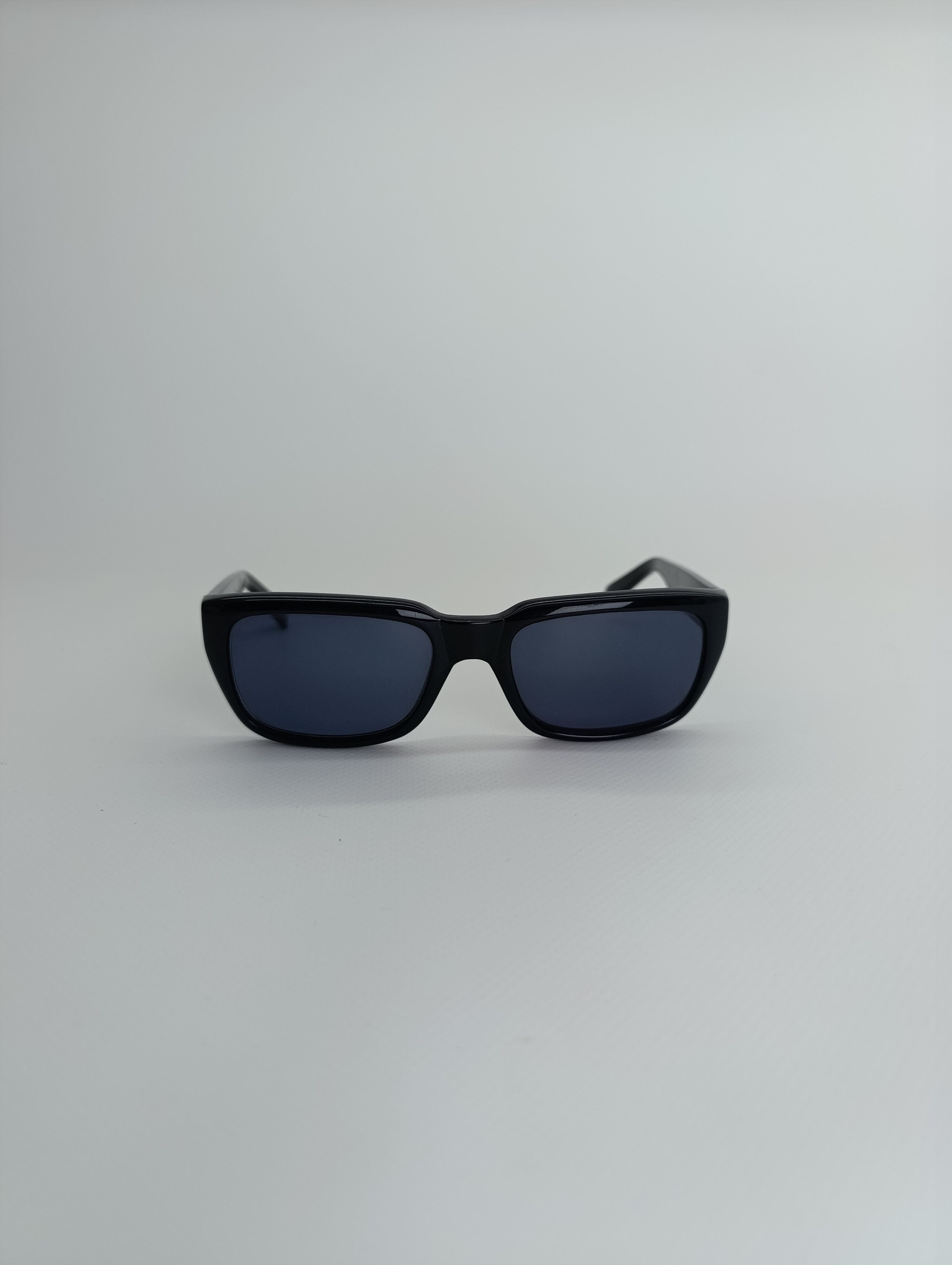 Versace GIANNI VERSACE UNISEX BLACK SUNGLASSES Size ONE SIZE - 4 Thumbnail