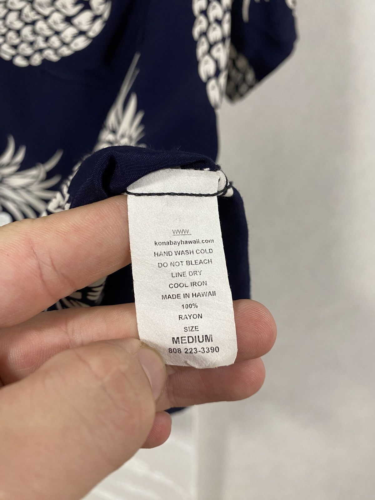Other Kona Bay Aloha Pineapple Hawaiian Shirt Made in USA Size: M Size US M / EU 48-50 / 2 - 4 Thumbnail