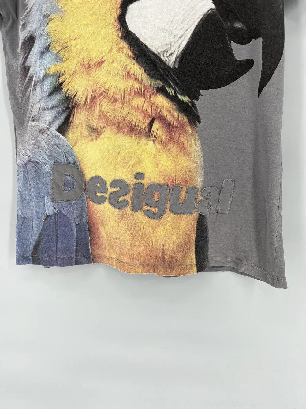 Designer × Vintage Desigual T-shirts streetwear overprint size S Size US S / EU 44-46 / 1 - 6 Thumbnail