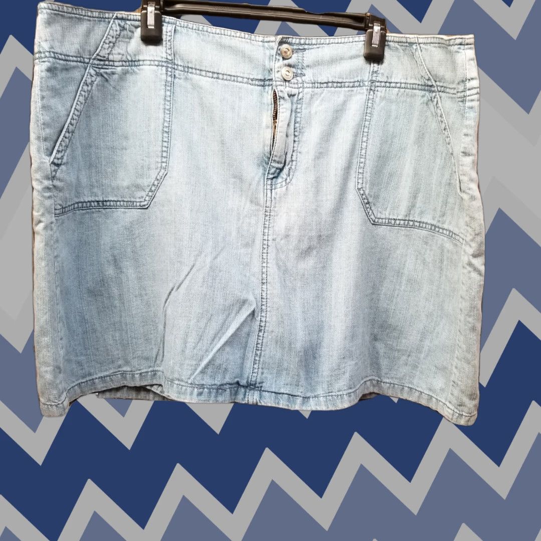 Denime Venezia Denim Stretch Skort Size 24 Women's Regular Blue Cotton Blend Jeans Fabric Denim Stretch Skort RN118641 Womens Size 24 Size 42" / US 20 - 1 Thumbnail