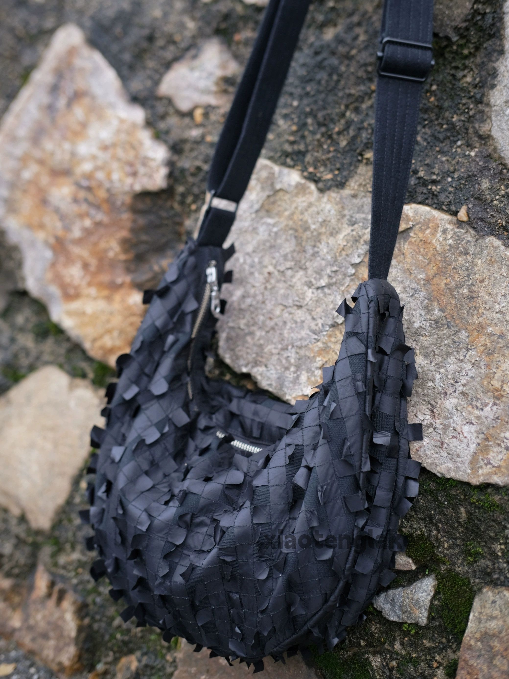 Vintage Unisex outdoor utility ripped damaged crossbody bag Size ONE SIZE - 2 Thumbnail
