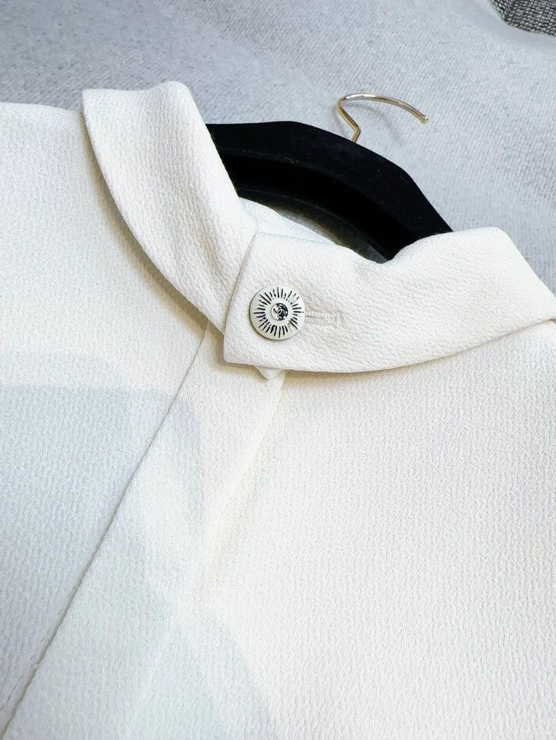 Chanel Chanel 22C Silk Long Sleeve Blouse Size M / US 6-8 / IT 42-44 - 5 Thumbnail