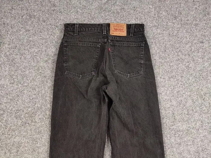 Levi's Vintage 90's levis 550 Black Denim mom Jeans Made in USA Size US 32 / EU 48 - 14 Thumbnail