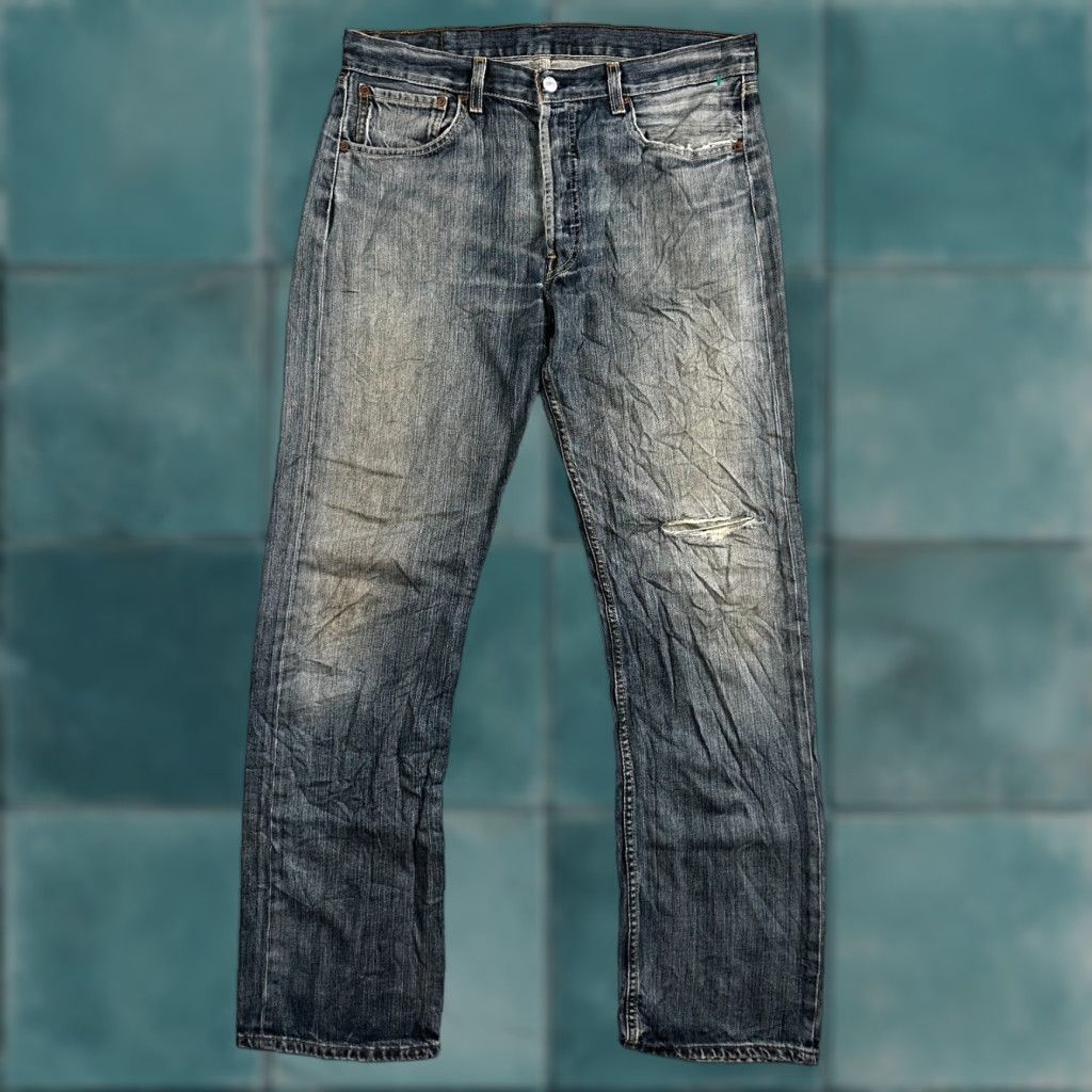 Levi's VINTAGE Levi's 501 Jeans Black Medium Wash Straight Leg 34x34 90s Mens Size US 34 / EU 50 - 1 Thumbnail