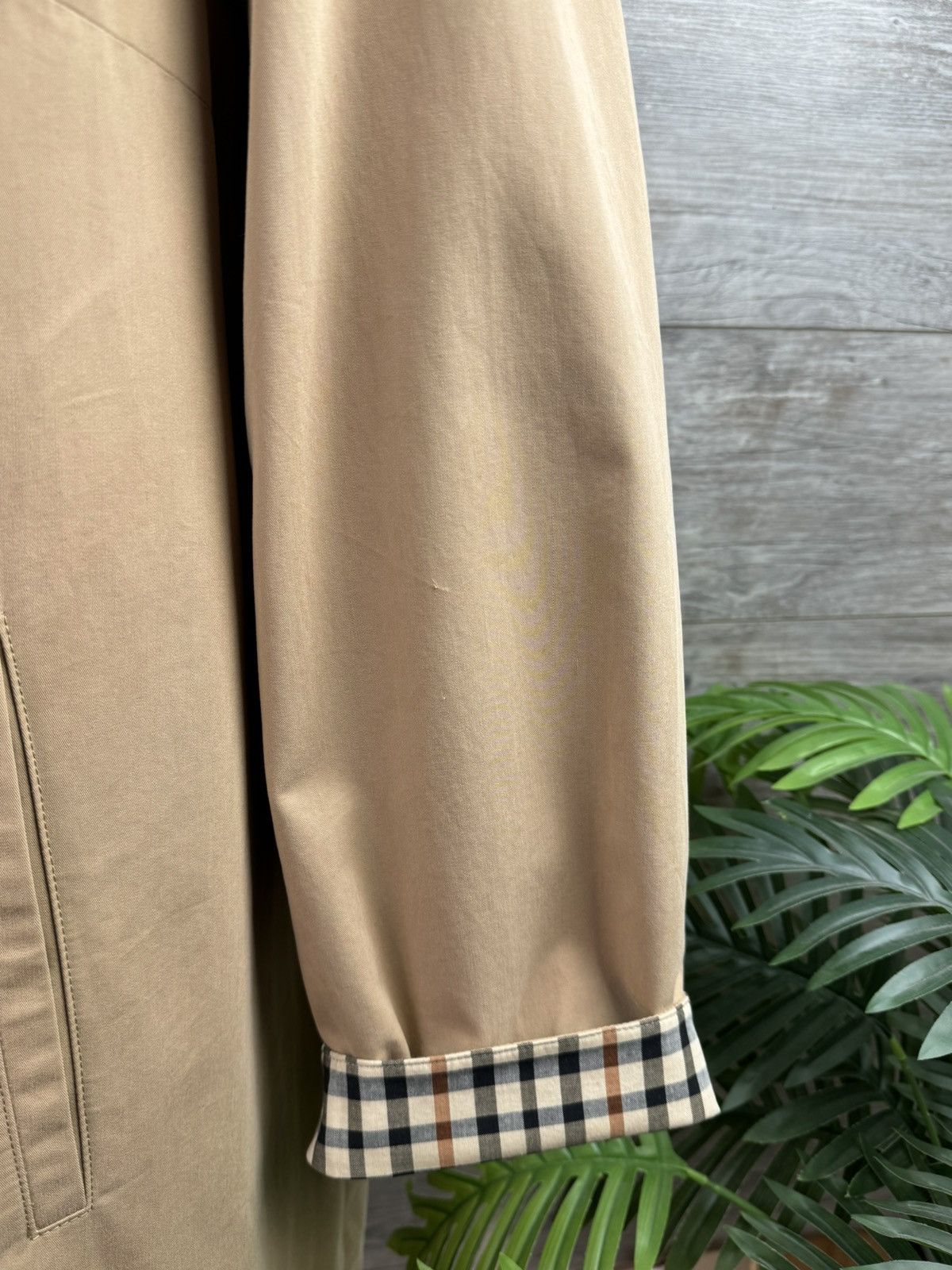 Burberry Vintage Trench Burberry 90s Size L Size US L / EU 52-54 / 3 - 24 Thumbnail