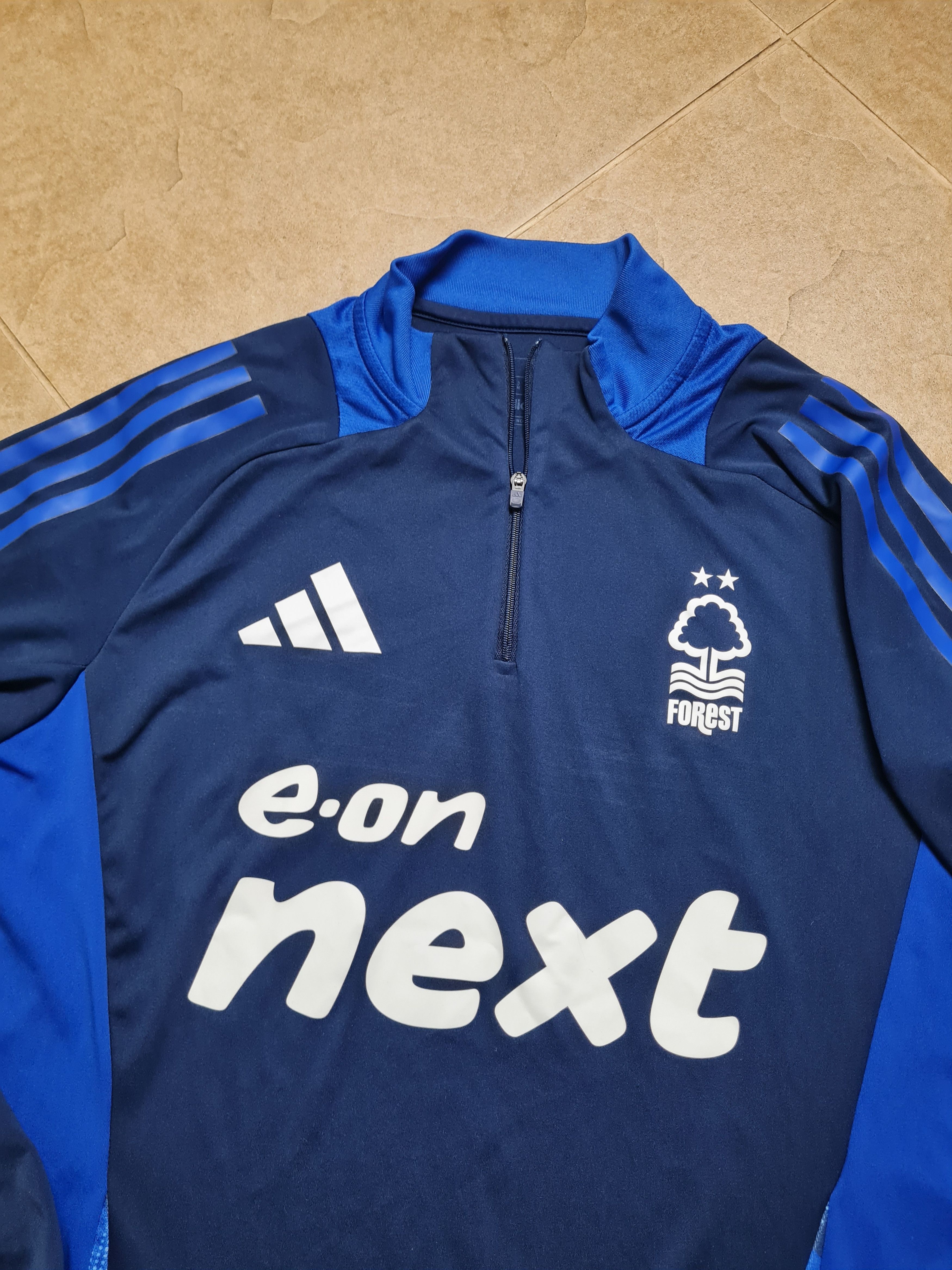 Adidas Jersey Nottingham Forest 2023 training jacket Adidas size M Size US M / EU 48-50 / 2 - 12 Thumbnail