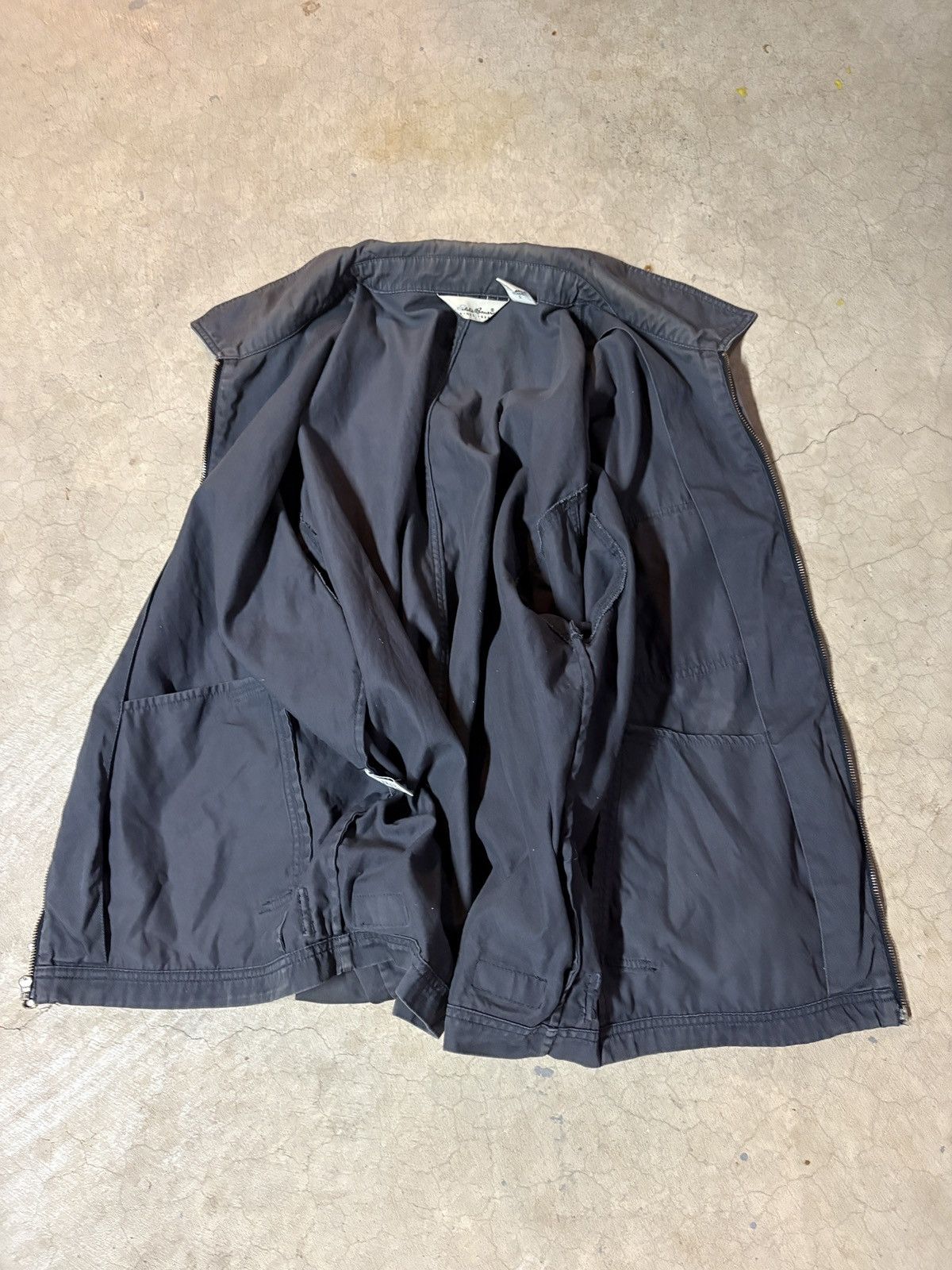 Eddie Bauer VTG 90s Eddie Bauer Work Detroit Jacket Sun Faded Charcoal Size US L / EU 52-54 / 3 - 6 Thumbnail