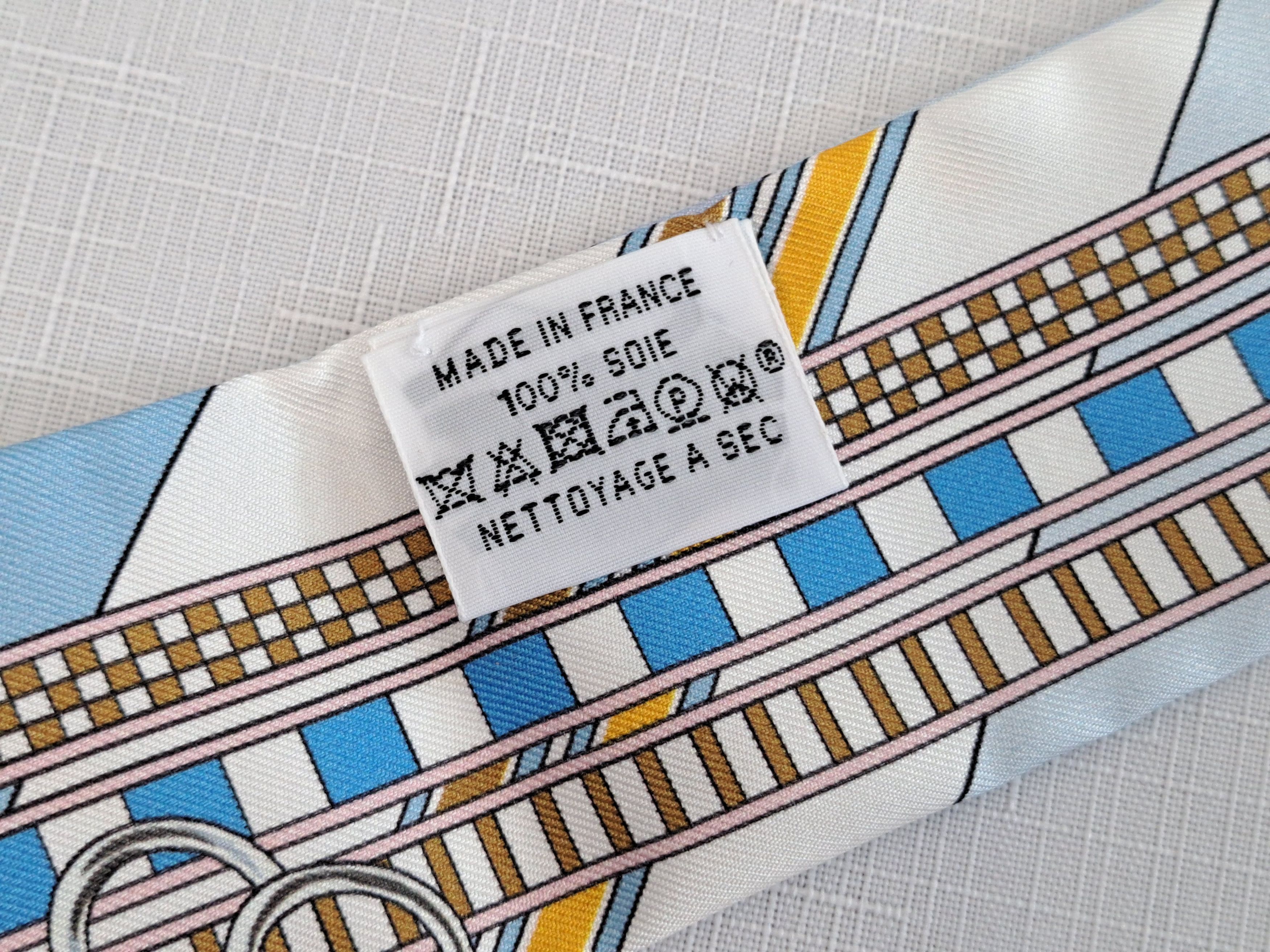 Hermes HERMES Paris silk twilly scarf. Size ONE SIZE - 15 Thumbnail