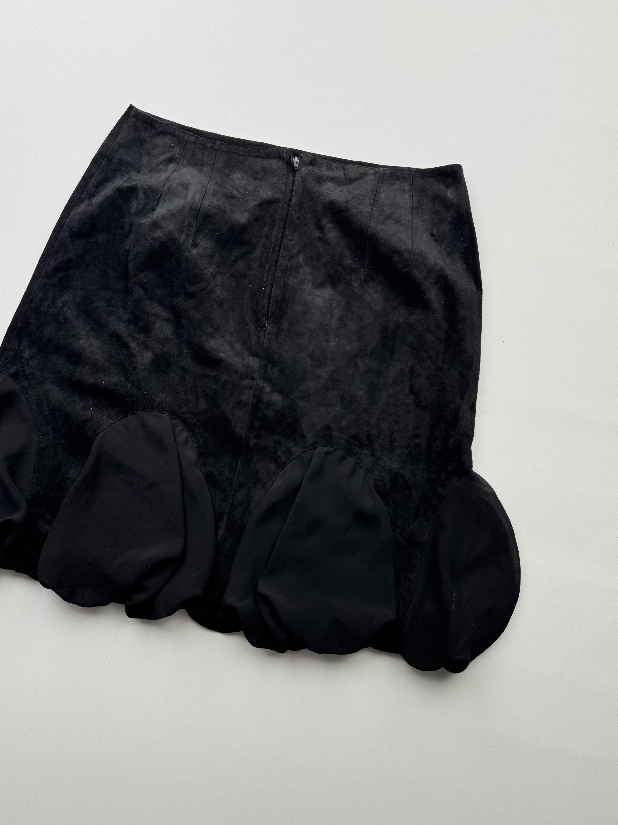 Japanese Brand Vintage Suede Flare Skirt B717(V338)E2 Size 27" / US 4 / IT 40 - 7 Thumbnail