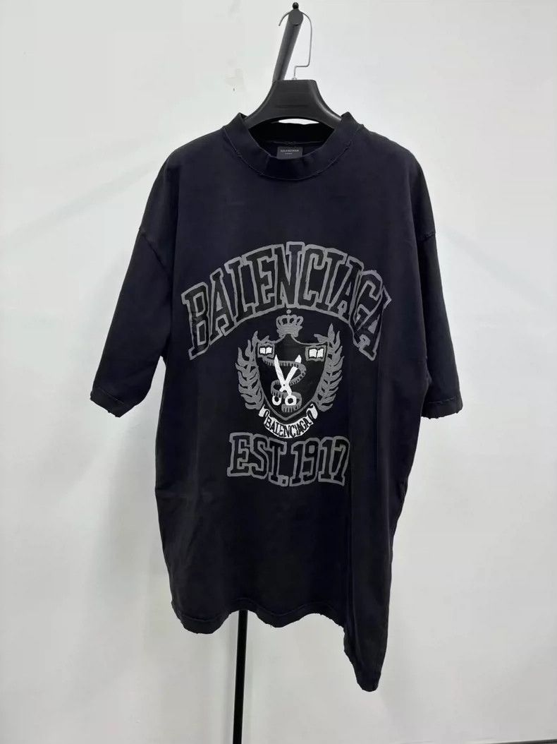 Balenciaga Balenciaga Scissors Wheat Spike Logo Printed Crew Neck Sho Size US XL / EU 56 / 4 - 1 Thumbnail