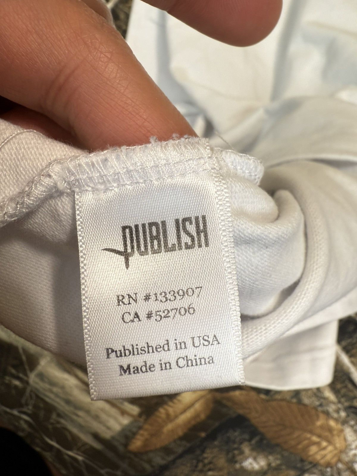 Publish ***FINAL DROP***RARE PUBLISH CLOTHING “VIDEOWAVE” SHIRT L Size US L / EU 52-54 / 3 - 12 Thumbnail