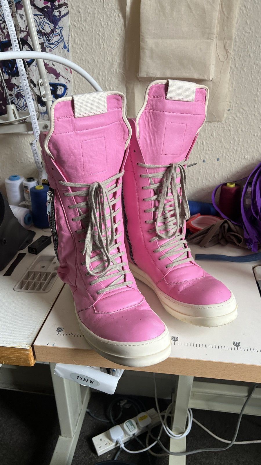 Rick Owens Rick owens Pink CargoBasket Size US 12 / EU 45 - 1 Thumbnail
