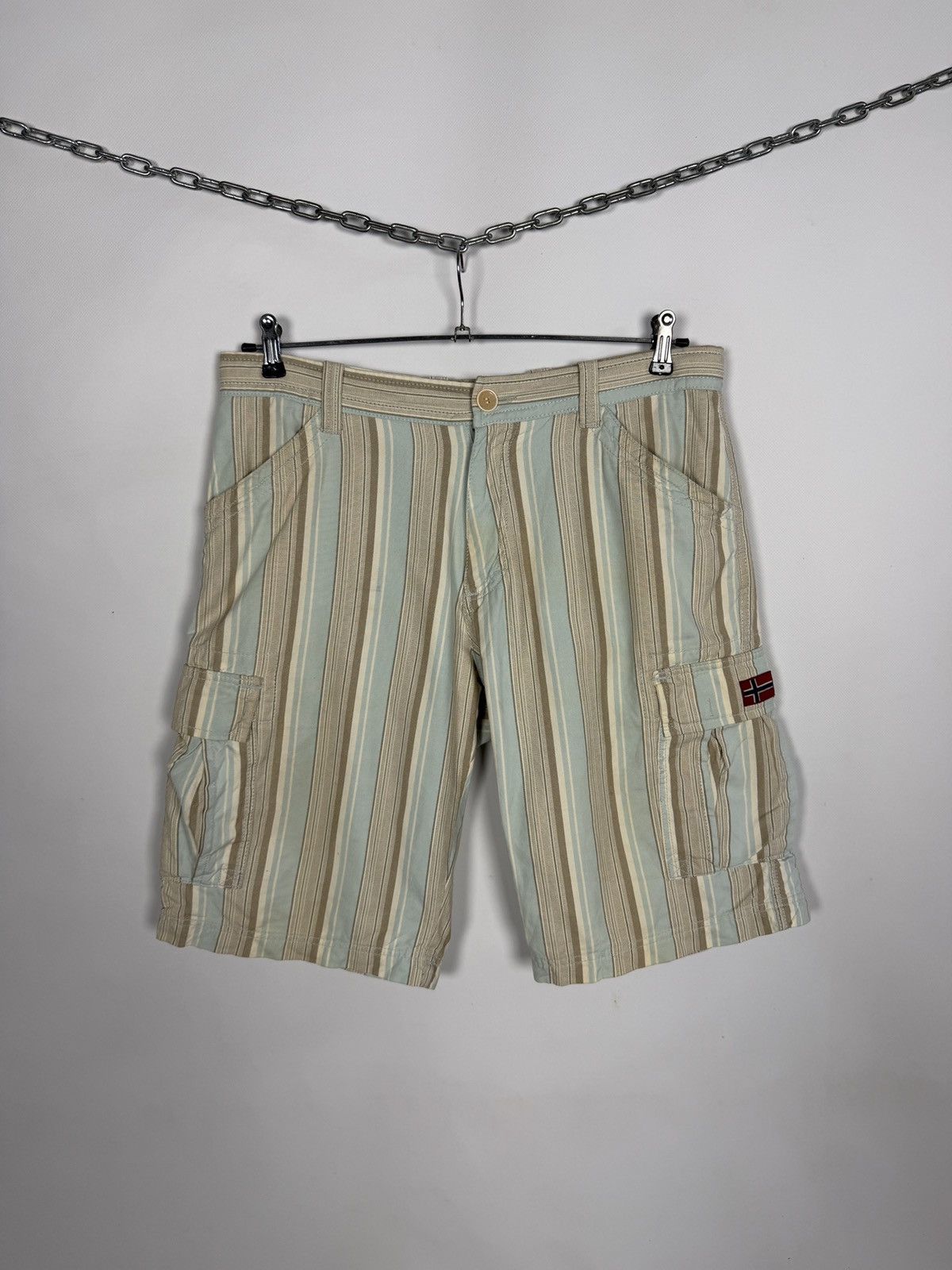 Napapijri Napapijri Vintage Cargo Striped Shorts Outdoor Size 36 Size US 36 / EU 52 - 1 Thumbnail