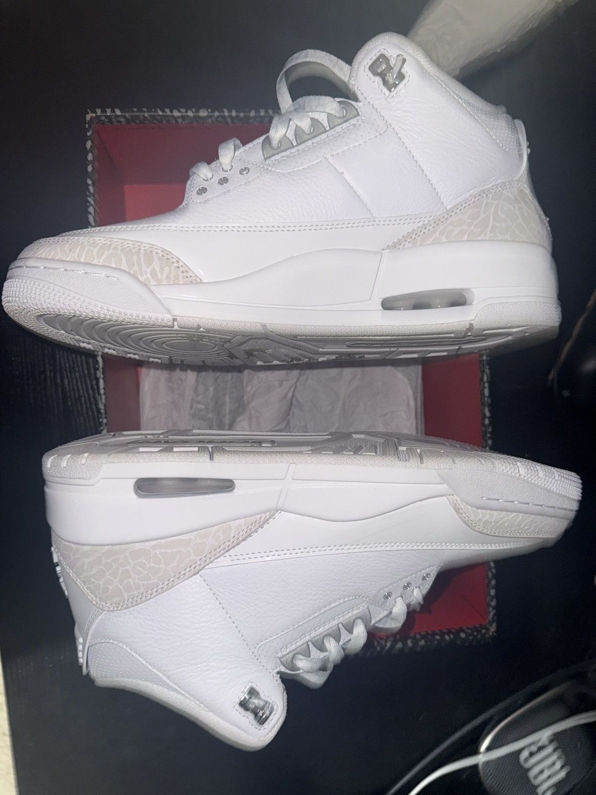 Nike Jordan 3 pure moneys Size US 9.5 / EU 42-43 - 3 Thumbnail