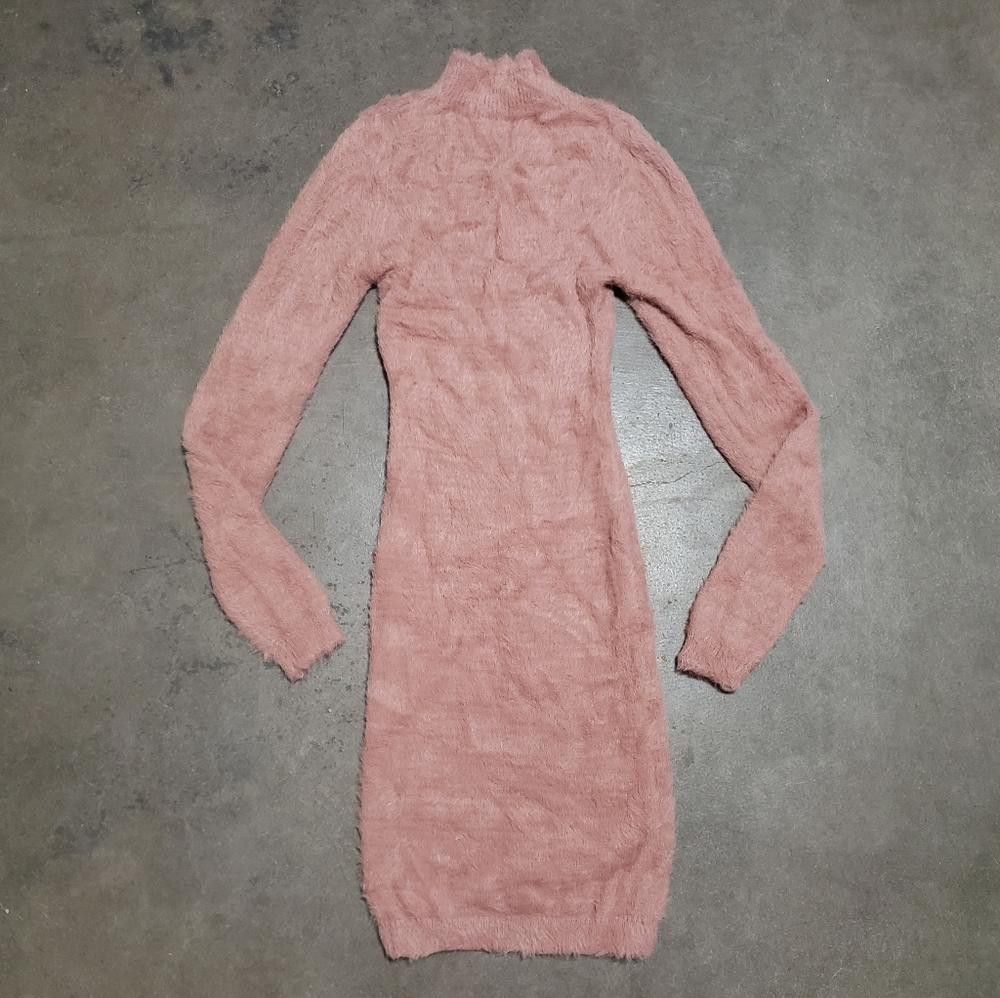 Designer Dust Pink Fur Detailed Hot&Delicious Midi Size S / US 4 / IT 40 - 1 Thumbnail