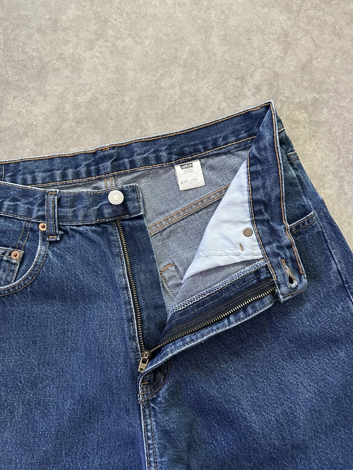 Levi's Vintage Levi’s Jeans Dry Goods Blue Denim Skater Style Size US 32 / EU 48 - 6 Thumbnail