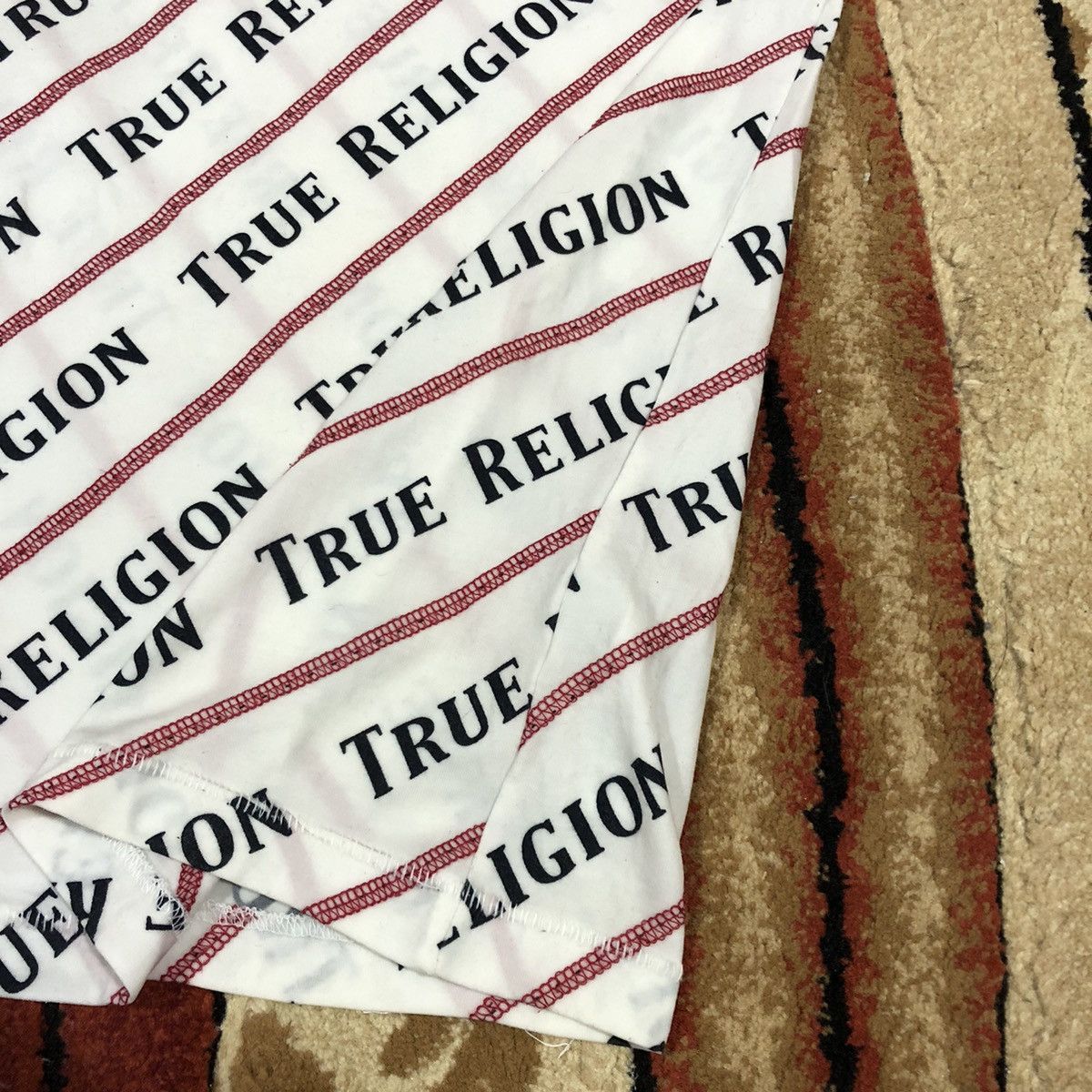 True Religion Vintage True Religion Over Print Rare Shirt Size US L / EU 52-54 / 3 - 9 Thumbnail