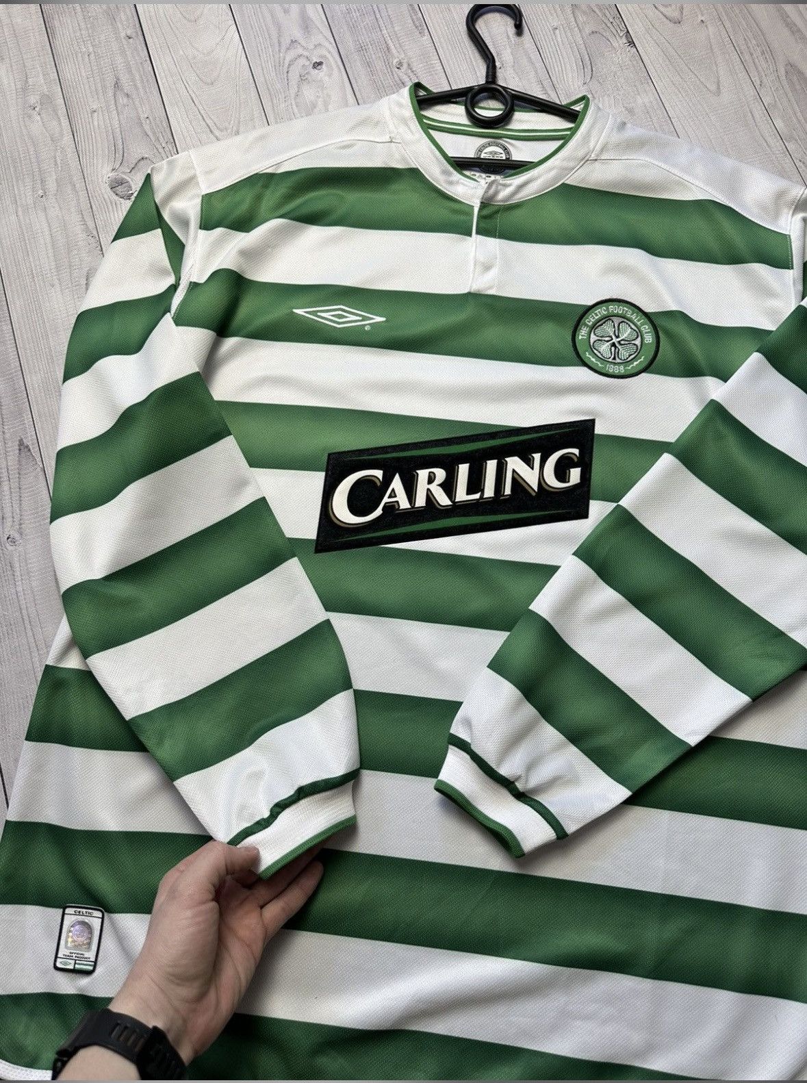 Umbro × Vintage Vintage Umbro Celtic soccer jersey long sleeve size XL Size US XL / EU 56 / 4 - 5 Thumbnail