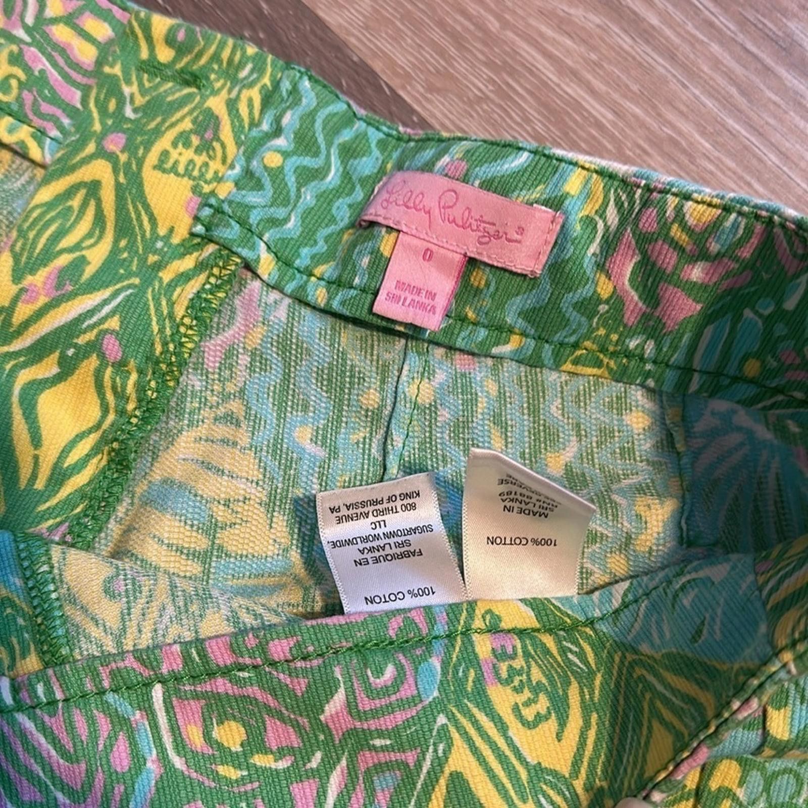 Other Lily Pulitzer sz 0 Deenie Sun Dance shorts EUC Size 25" / US 0 / IT 36 - 4 Thumbnail