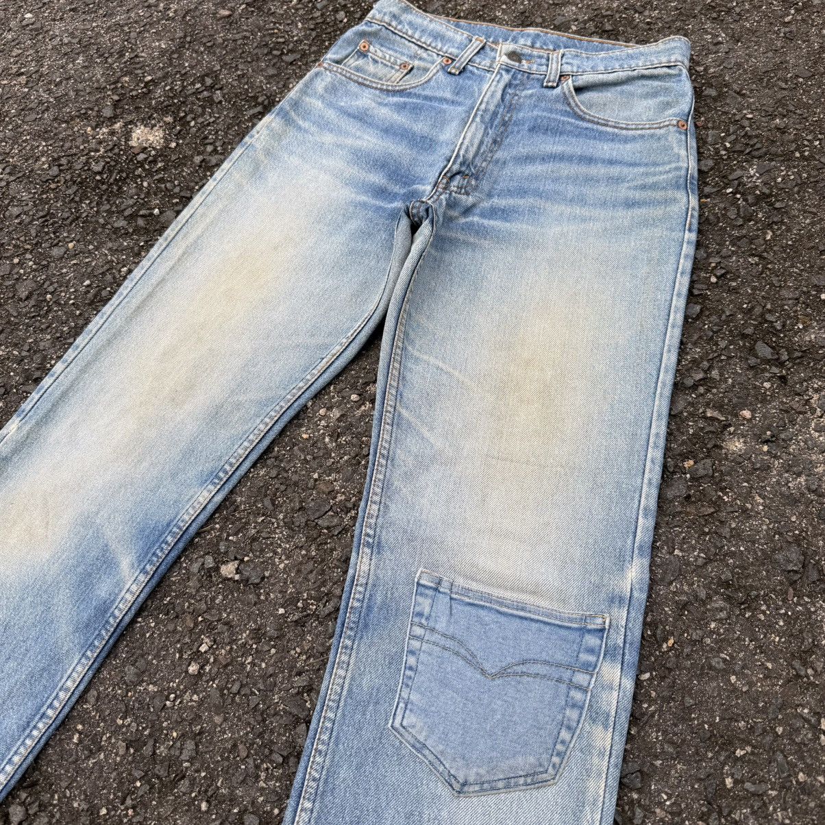 Levi's Vintage Clothing VINTAGE LEVI'S 525 LIGHT WASH FADED DENIM JEANS Size US 29 - 7 Thumbnail