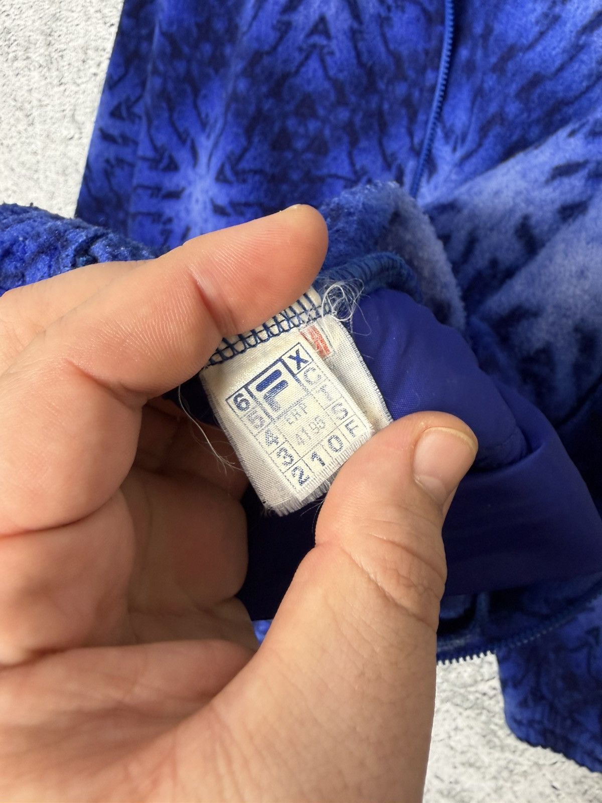 Fila Vintage FILA Abstract Pattern Fleece Jacket Made in Italy Size US L / EU 52-54 / 3 - 14 Thumbnail