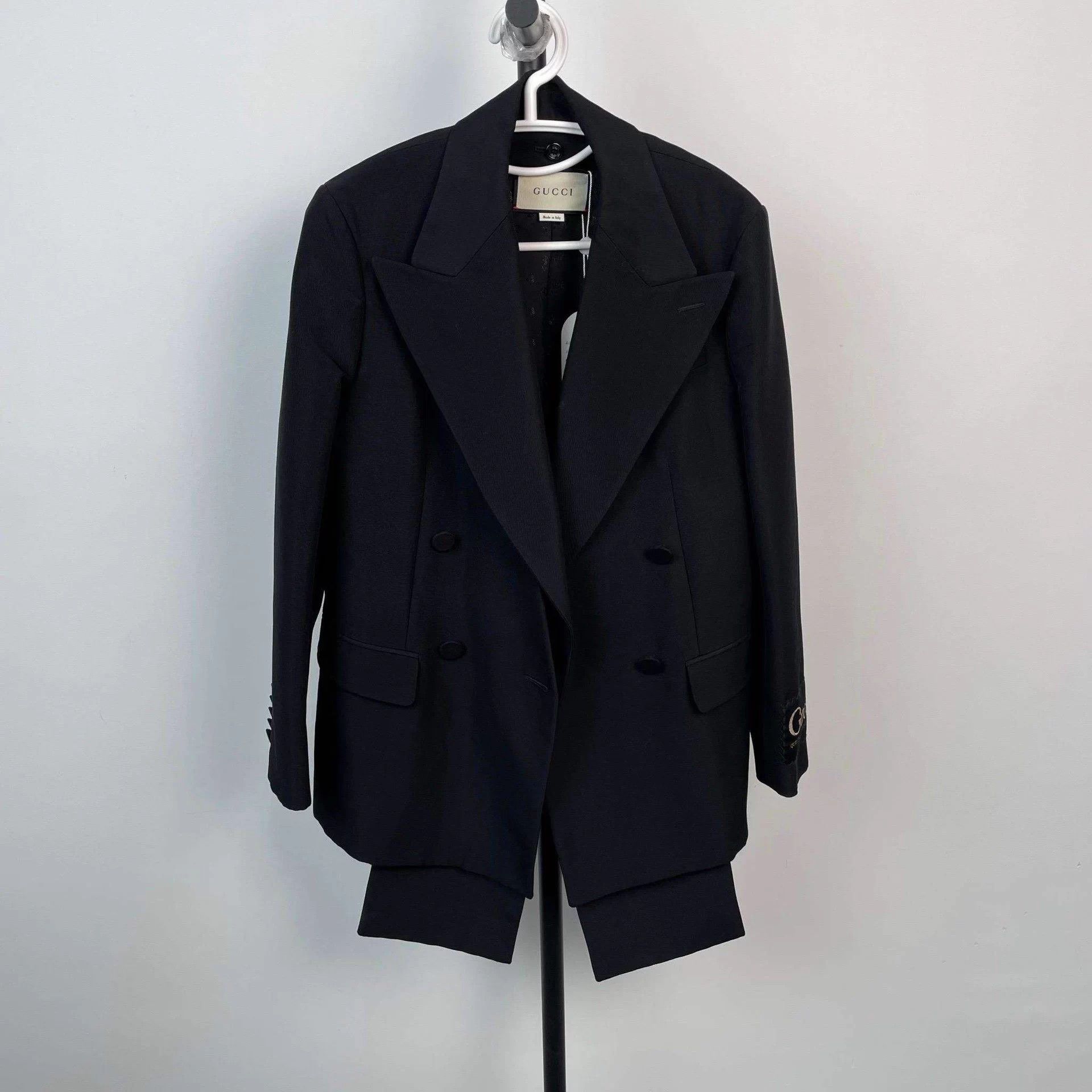 Gucci Gucci 38 size jacket Size S / US 4 / IT 40 - 1 Thumbnail