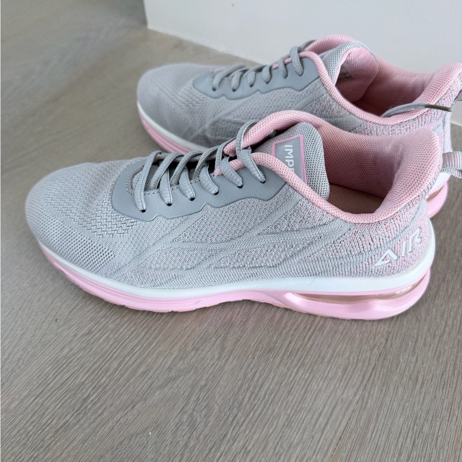 Other Women's Gray and Pink Knit Comfortable Sneakers size 7,5 Size US 7.5 / IT 37.5 - 13 Thumbnail