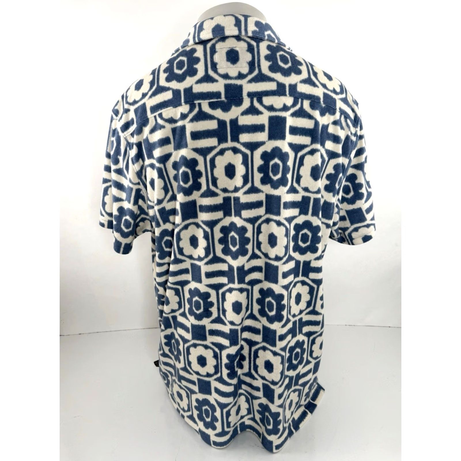 Howler Brothers Howler Brothers Embroidered Floral Terry Cloth Towel L Beach Shirt Men Short Sleeve Button-Up Blue / Ivory XX Size US L / EU 52-54 / 3 - 4 Thumbnail