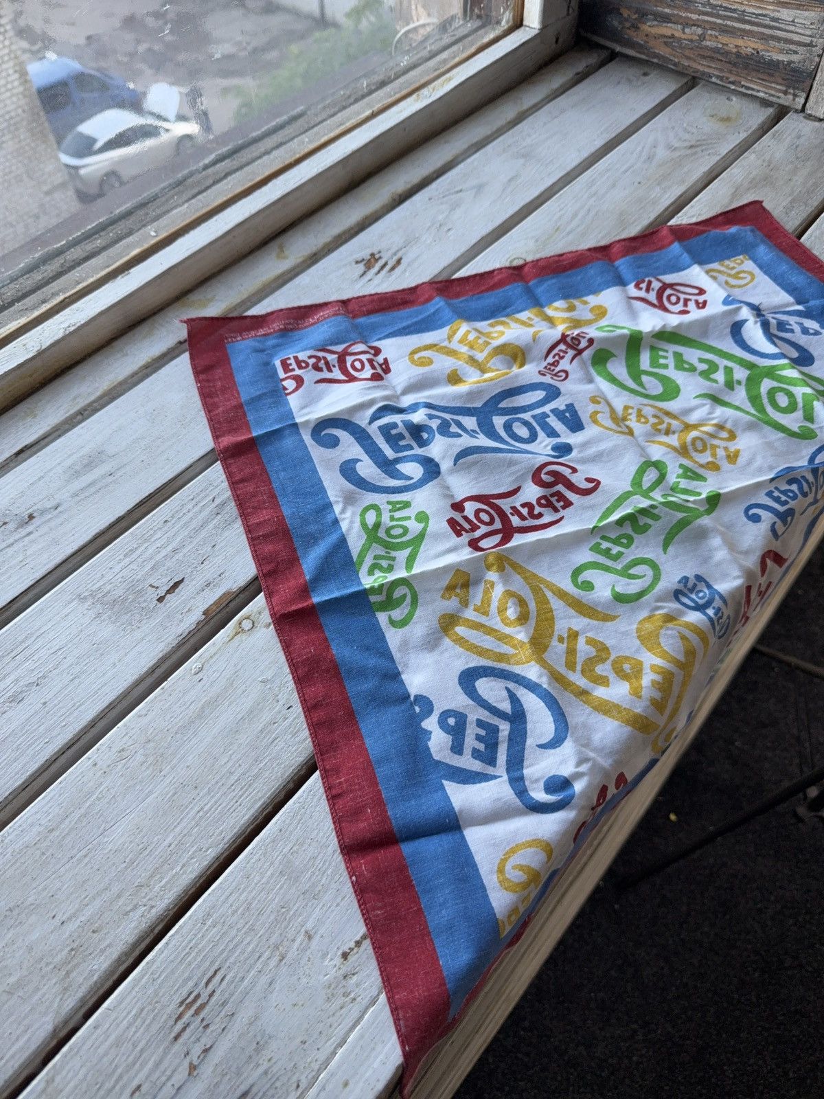 Coca Cola × Pepsi × Vintage Vintage Pepsi Cola Logo Bandana Handkerchief USA 1993 Promo Size ONE SIZE - 2 Thumbnail