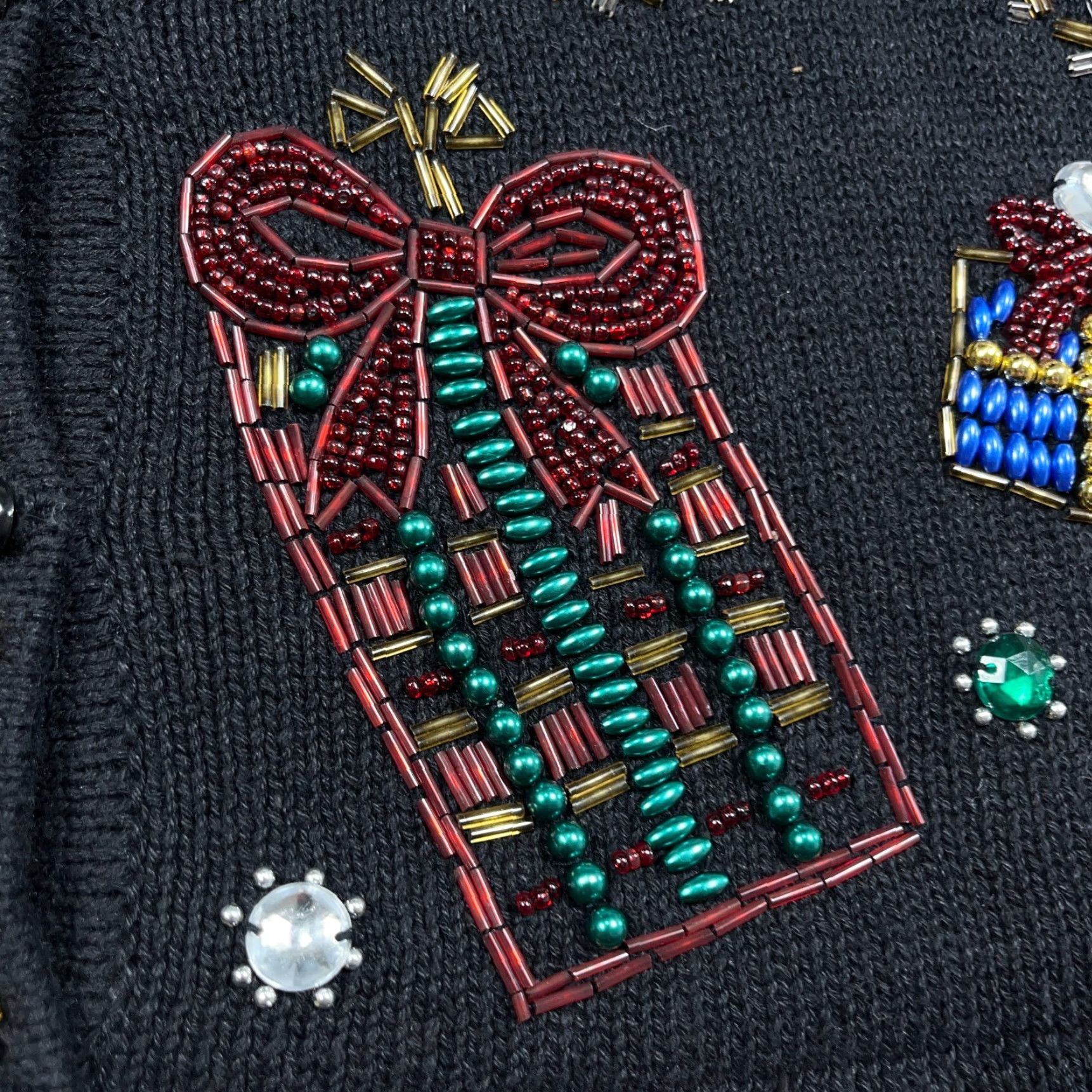 Vintage VINTAGE Claudia D Sweater Vest Women M Black Christmas 90s Beads Embroidered Logo Knit Heavyweight Vest Mens Womens Size M / US 6-8 / IT 42-44 - 5 Thumbnail