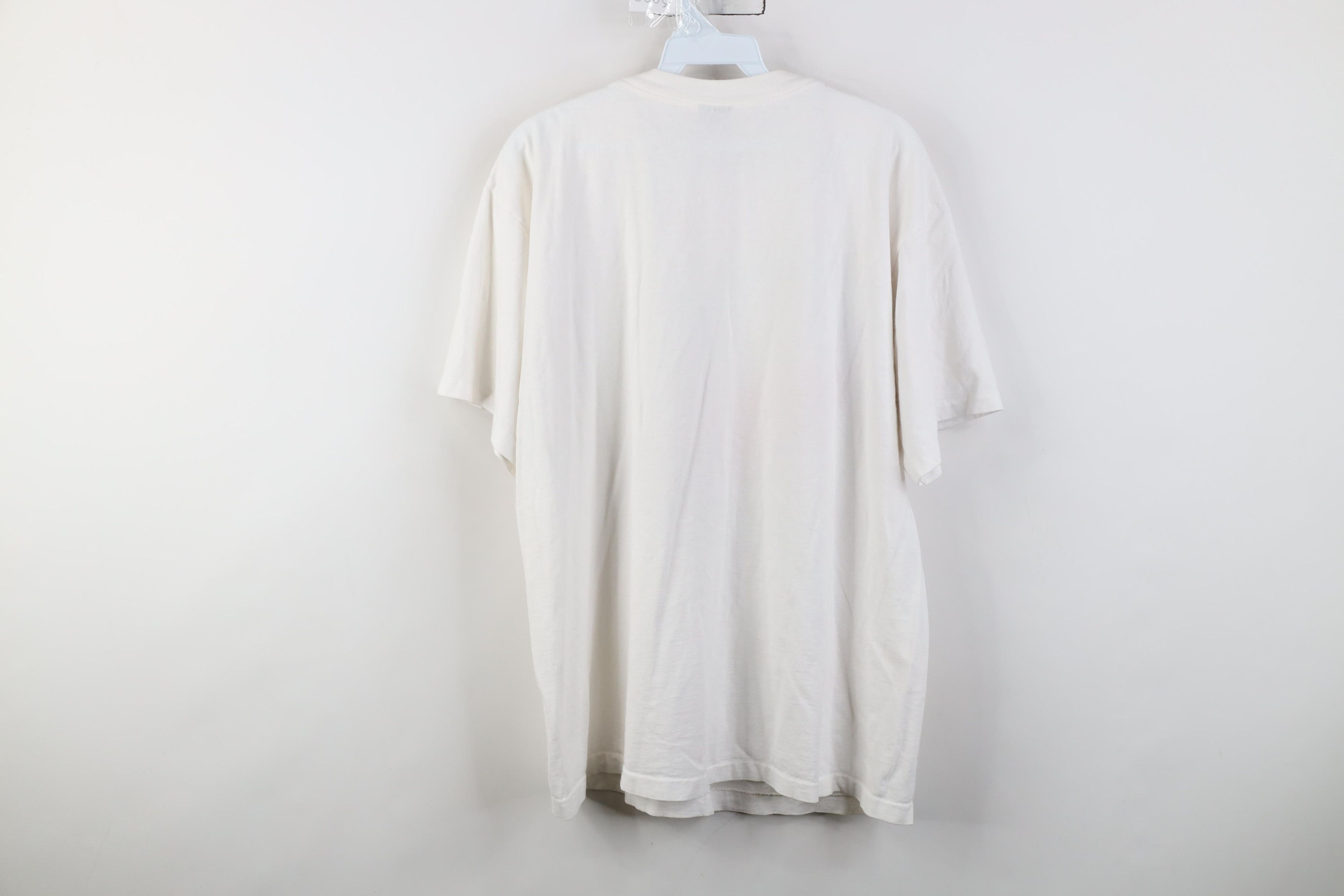 Vintage Vintage 90s Me A Curve Corvette Car Racing T-Shirt White USA Size US L / EU 52-54 / 3 - 13 Thumbnail