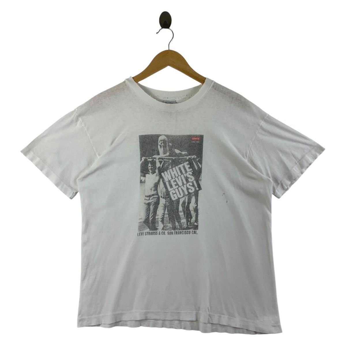 Levi's × Vintage Vintage distressed LEVIS photo printed design tee Size US M / EU 48-50 / 2 - 1 Thumbnail