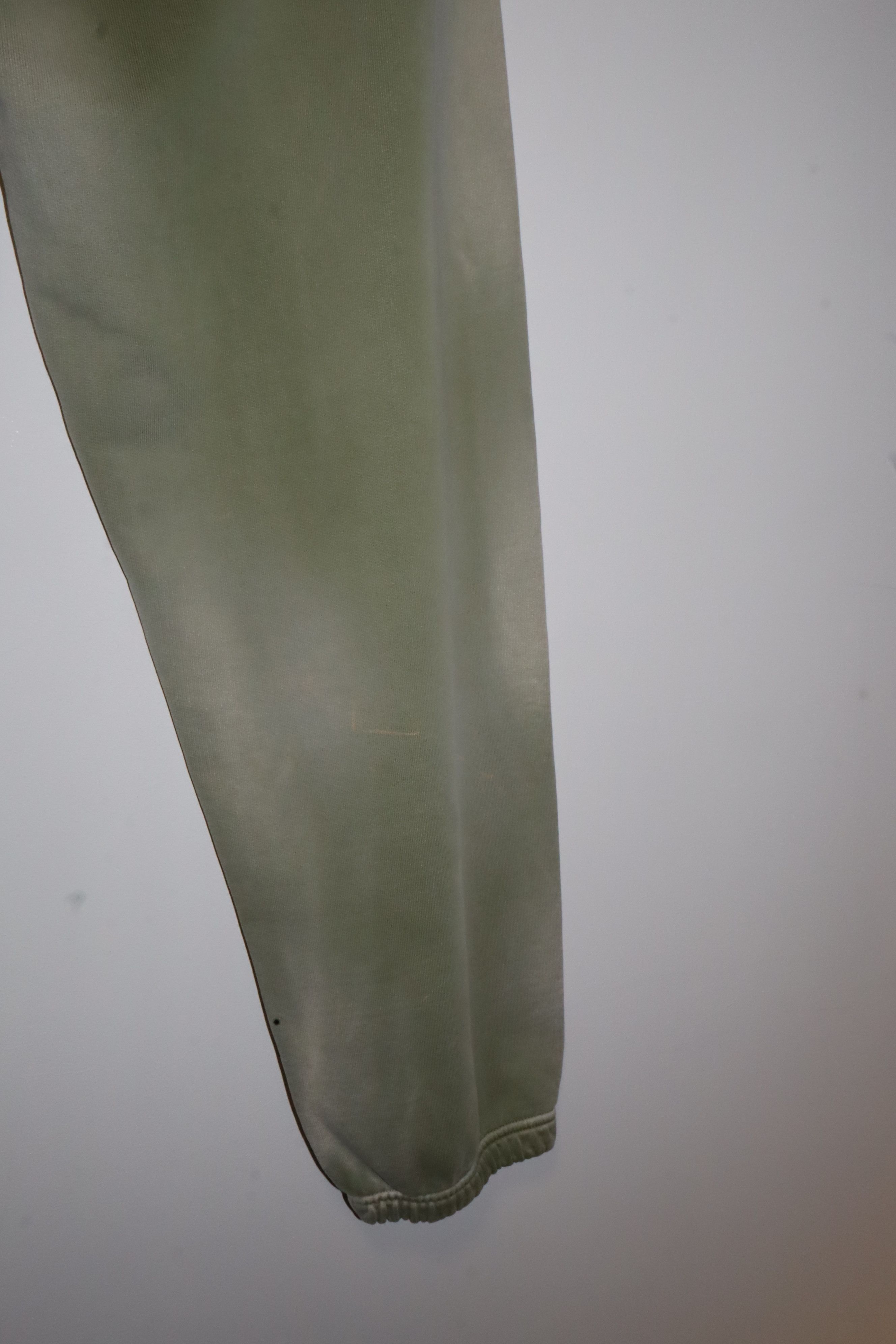 Supreme Washed effect logo sweatpants Size US 32 / EU 48 - 11 Thumbnail