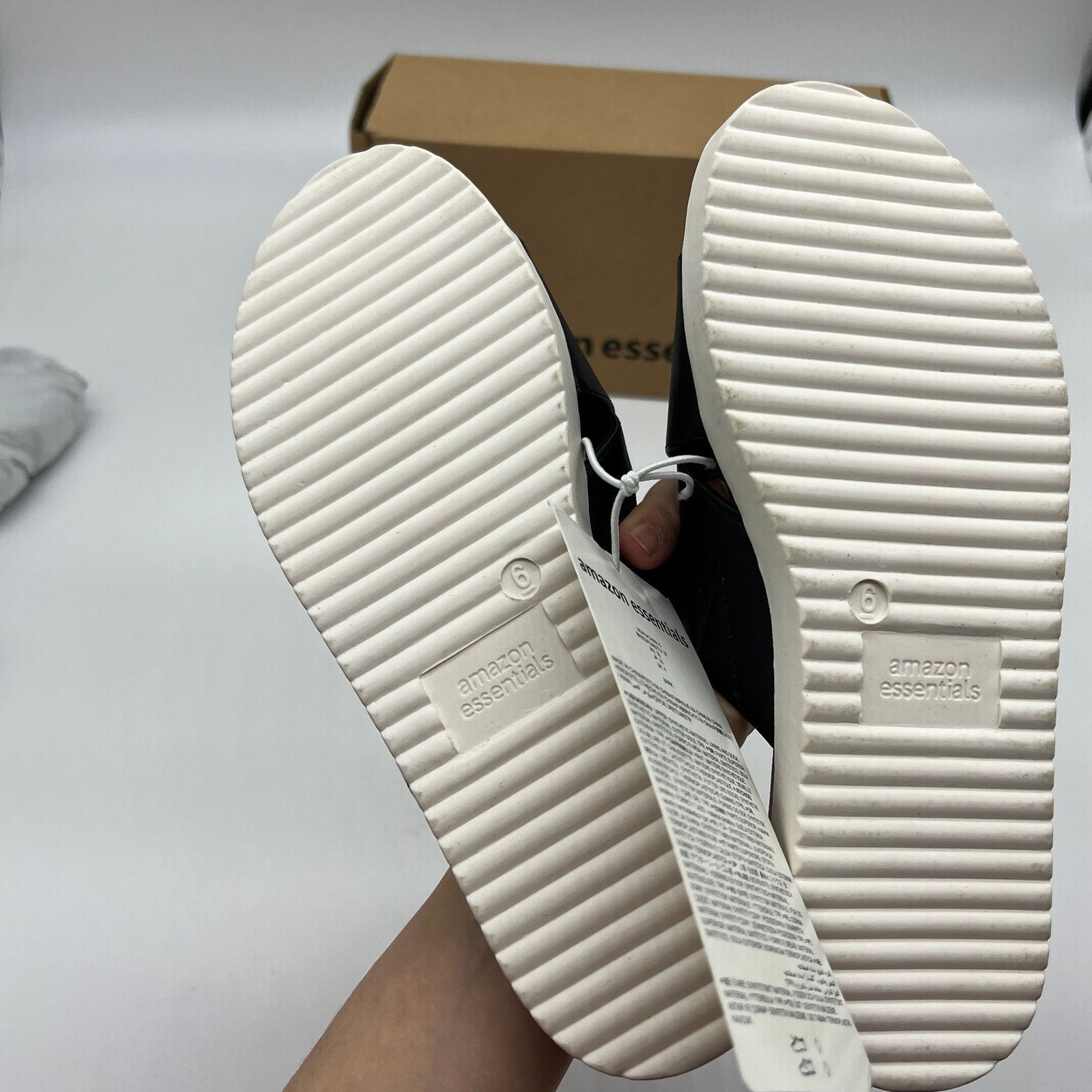 Other Amazon Essentials Womens Size 6 US Casual Shoes Black Size US 6 / IT 36 - 4 Thumbnail
