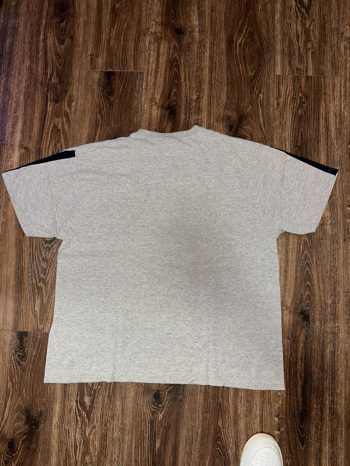Tommy Hilfiger Vintage Tommy Hilfiger Tee Size US XL / EU 56 / 4 - 3 Thumbnail