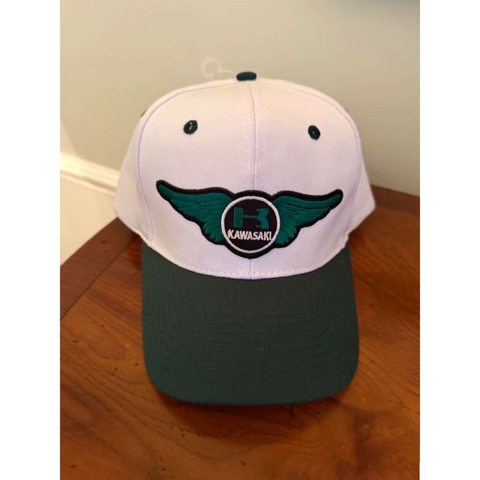 Vintage VINTAGE Kawasaki Racing Hat Cap Snapback White Green Wings Logo NWOT Men Adjustable Striped Twill 100% Cotton Baseball Cap Man Gift Size ONE SIZE - 2 Thumbnail
