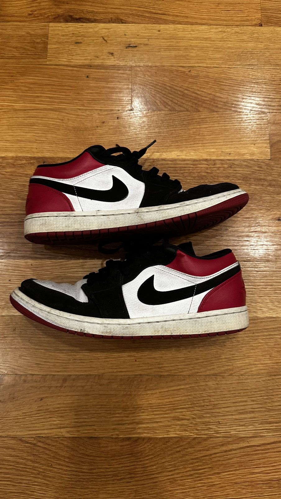 Jordan Brand Jordan 1 Low Top Breds Size US 9.5 / EU 42-43 - 1 Thumbnail