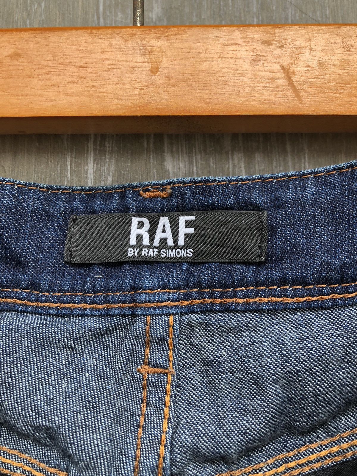 Designer Raf By Raf Simons Distressed Denim Size US 32 / EU 48 - 7 Thumbnail