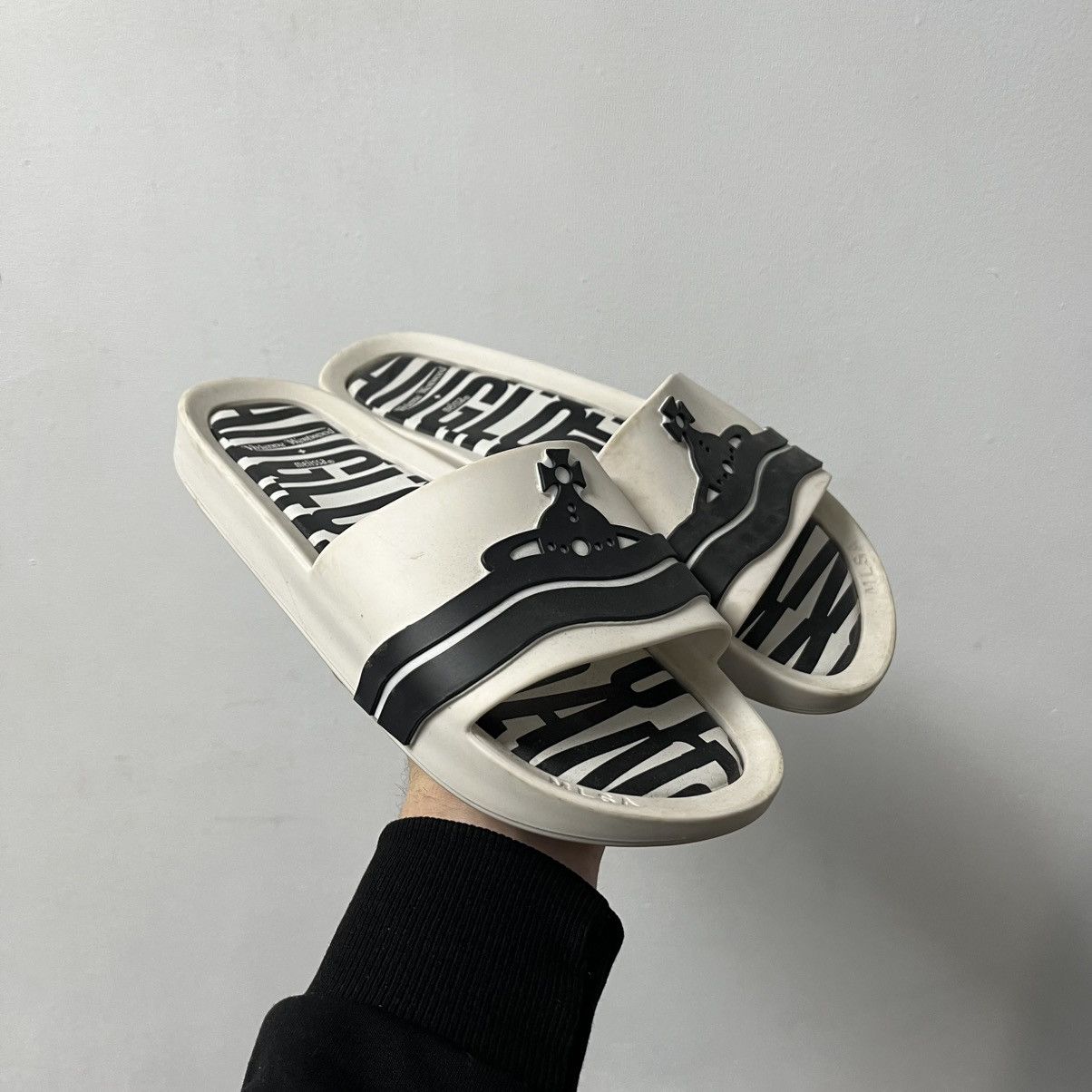 Melissa Vivienne Westwood Melissa Logo Beach Slides Size US 8 / EU 41 - 1 Thumbnail