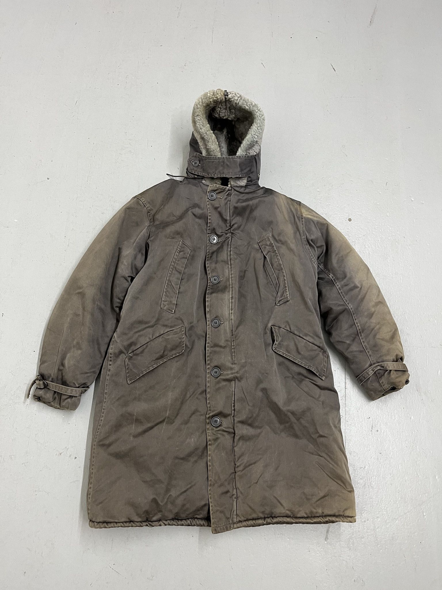 Vintage Vintage 1950s Military B-9 Cold Weather Parka Size L Size US L / EU 52-54 / 3 - 1 Thumbnail